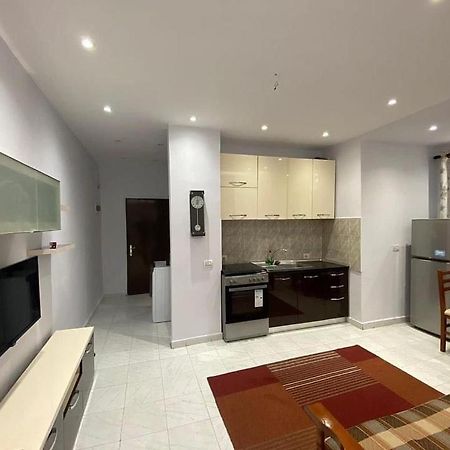 E&B Cosy Apartment ティラナ エクステリア 写真