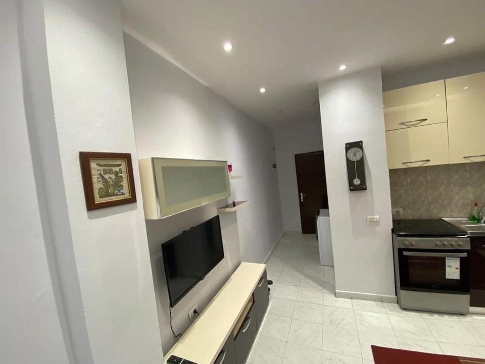 E&B Cosy Apartment ティラナ エクステリア 写真